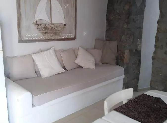 Pequena Casa Cerca De Mikonos Ciudad Lägenhet