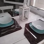 Apartment Pequena Casa Cerca De Mikonos Ciudad *