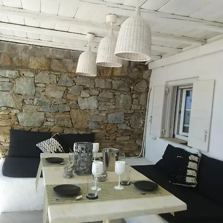 Pequeña Casa Cerca De Mikonos Ciudad *